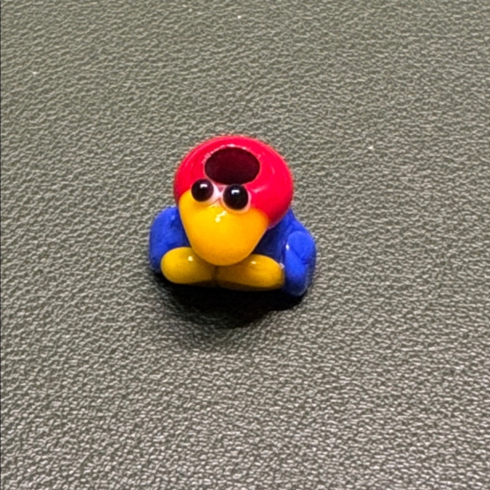 KU Mascot Glass Bead